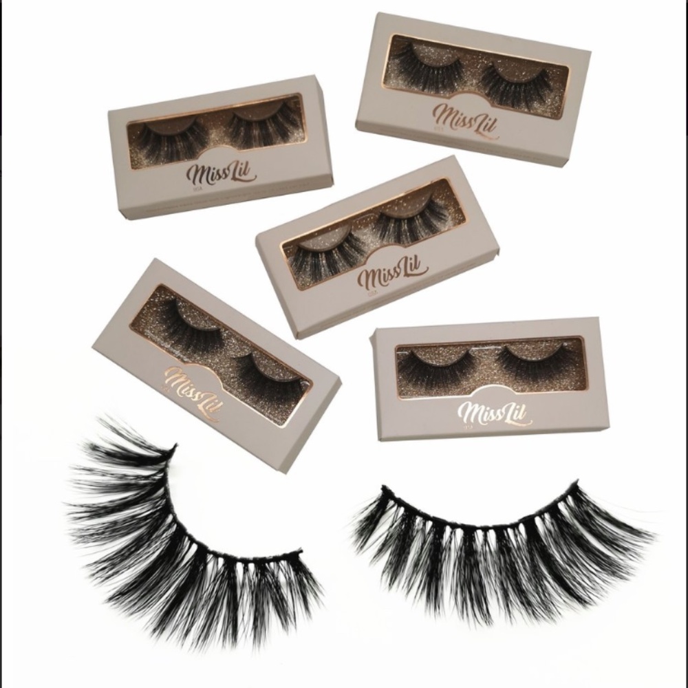 Miss Lil Eyelashes Extension # 32